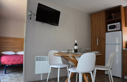 Sadirac House | Mobil-Home Althea 3 Zimmer 4 Personen Klimaanlage + TV 2sdb