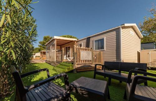 La Cote Radieuse Other | Mobil Home Luxe 3 chambres climatisé Canet en Roussillon