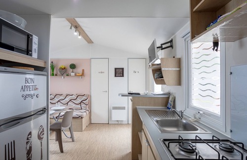 Saint-Jean-de-Monts RV Rental | Mobile Home with 2 Bedrooms, Shared Pool and Private Terrace