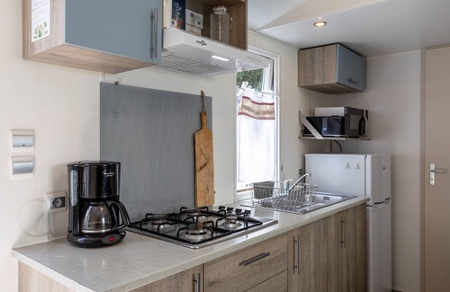 Saint-Jean-de-Monts RV Rental | Mobile home on a family campsite with swimming pools