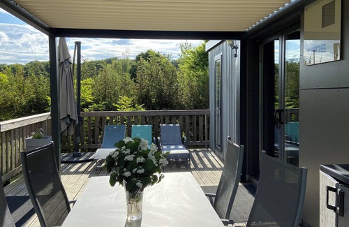 Moncheux House | Mobile home in the countryside fishing rabbits and chickens pets welcome