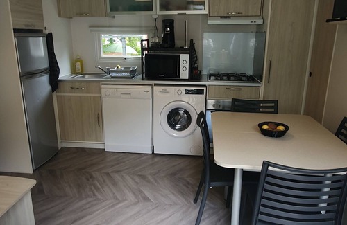 Malafretaz House | Mobilhome 3 Chambres Climatisé Année 2018 Dans Camping 4 Étoiles