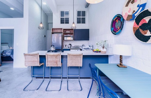 Greater Johannesburg Metropolitan Area Apartment | Modern 1 bedroom apartment in Braamfontein Werf