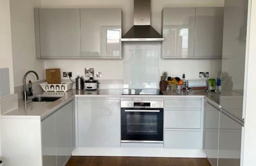 Newham Apartment | Modern 1-bedroom apartment in Docklands