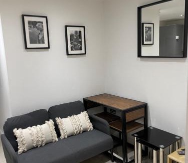 Southminster Apartment | Modern 1 Bedroom Holiday Apartment in Southminster