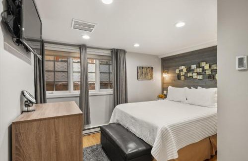 Aspen Apartment | Modern 1 BR Aspen Escape Steps from Gondola Pool