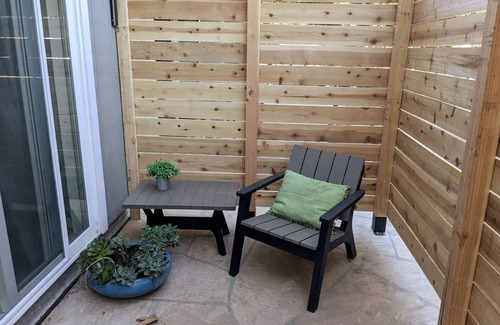 Waverly Park House | Modern 1-Br Oasis, Close to Tech Giants+Investors!