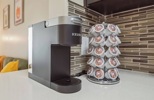 Marina del Rey Apartment | Modern 1bd apt in Marina del Rey w Free Parking