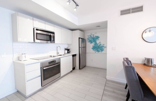 Hallandale Beach Apartment | Modern 1BR/1BA Apartment with Kitchen | Miami Beach