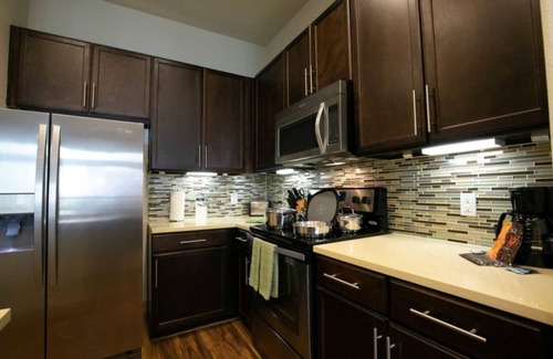 Memorial Condo | Modern 1BR Retreat at 7 Seventy – Outdoor Pool