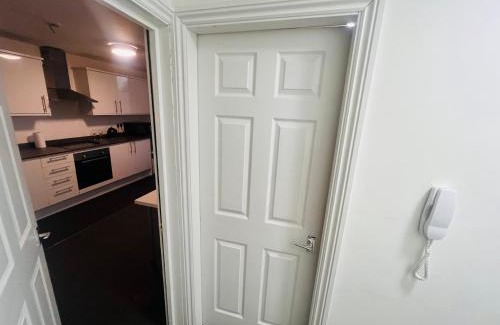 Ilkeston Apartment | Modern 2 bed Apartment