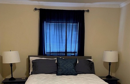 Shelburne Apartment | Modern 2 bedroom apartment in downtown Shelburne