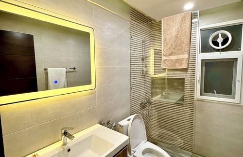 Blue Area Apartment | Modern 2-bedroom apartment in Elysium, Islamabad - comfort & city views await!