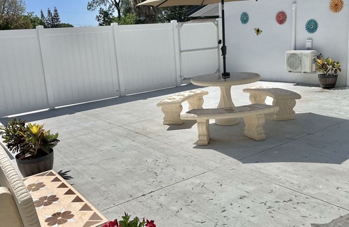 Egypt Lake-Leto Villa | Modern 2 bedroom w King Beds