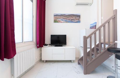 Le Suquet Apartment | Modern 2 Rooms in the heart of Cannes