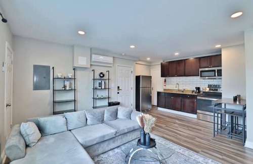 Anacostia Apartment | Modern 2bd 1b apt#4 Historic DC