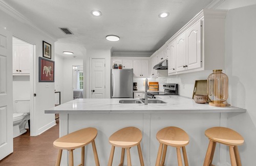 Starkville Condo | Modern 2BR Condo Near MSU & Downtown Starkville