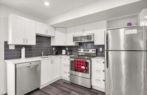 Doon South House | Modern 2BR Duplex 3.0 GBPS internet with Parking