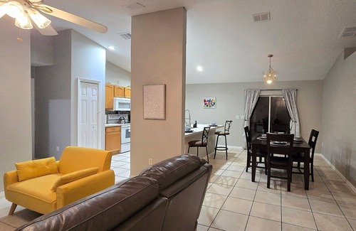 Inverness Highlands South House | Modern 3 bed 2 bath, Fenced Yard, Dogs Allowed