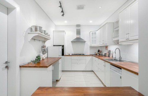 Riyadh Apartment | Modern 3-bedroom apartment with garden