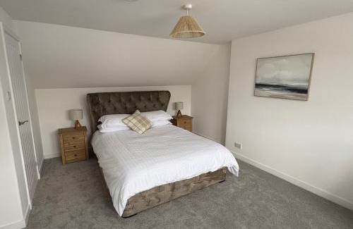 Kirkcudbright Apartment | Modern 3-Bedroom, central Kirkcudbright