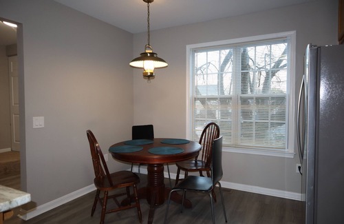 Fairland House | Modern 3-Bedroom Townhouse Silver Spring Suburbs