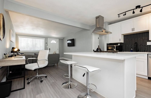 Winchester House | Modern 3BR Home w/Backyard Oasis, Near the Strip