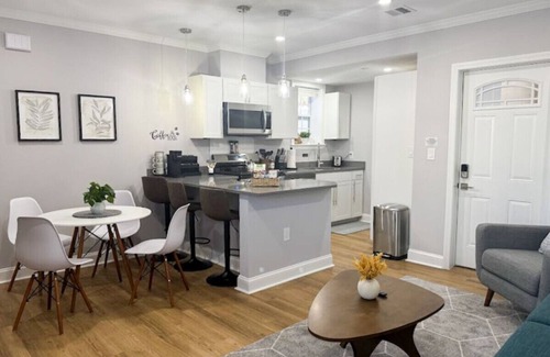 Fitchburg Apartment | Modern 3BR Near FSU 15 Min to Wachusett