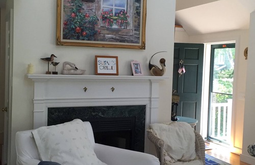 Nantucket Town House | Modern 4BR, 3 BA, Edge of town, AC, Pool/Tennis, Bike to Beach , Cisco Brewery