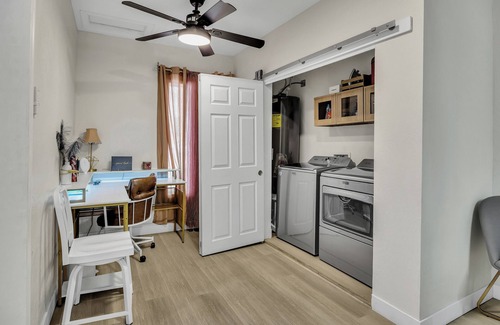 Maryvale House | Modern 4BR Retreat w/Pool in sunny Phoenix