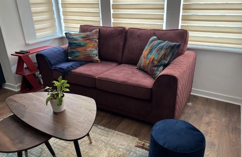 Westcliff-on-Sea Apartment | Modern accomodation in Westcliff-On-Sea