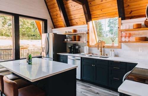 Campton Cabin | Modern Aframe | Hot Tub | Sleeps 7 | Dog Friendly