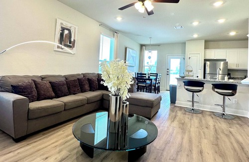San Antonio House | 🤍Modern Alamo City Retreat🤍