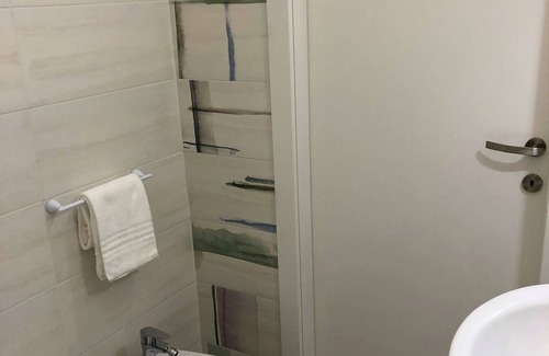 Scafati Bed & Breakfast | Modern and cozy facility well connected to major places of interest.