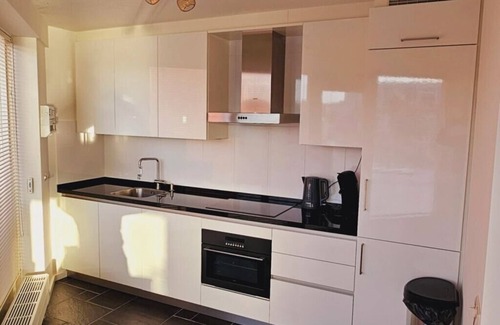 Oude-Tonge House | Modern and fully furnished detached dike house. This dike house is suitable for 6 people and has a c