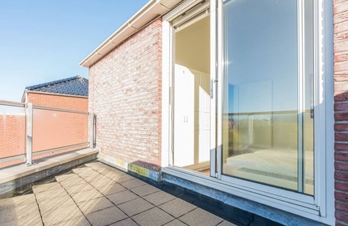 Oude-Tonge House | Modern and fully furnished detached dike house. This dike house is suitable for 6 people and has a c