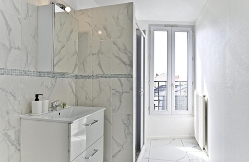 Gagny Apartment | Modern and spacious 2 bedroom apartment - III