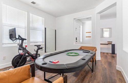 Linda House | Modern and Spacious Home