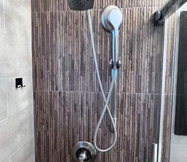 Salisbury Villa | Modern and spacious villa close to NYC/Brooklyn/Queens/Garden City