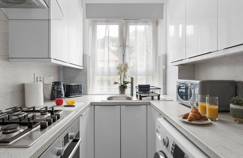 Canning Town South Apartment | Modern and stylish apartment in London Docklands - Custom House