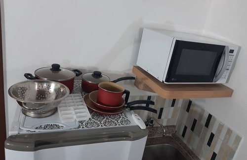 Ondina Apartment | Modern and Stylish Kitchenette w/Balcony 4B