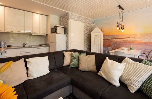 Nieuw-Haamstede Apartment | Modern apartment Torenhoeve 1 at a quiet holiday hotelcomplex