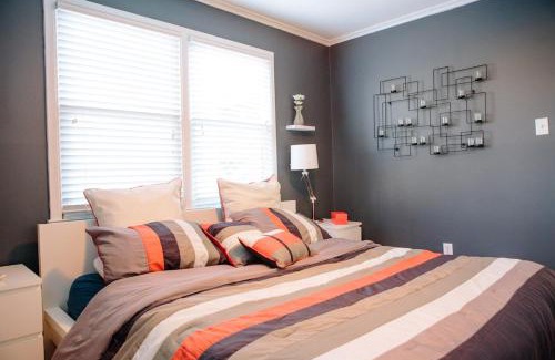 Southwest Raleigh Apartment | Modern Apartment - Cameron Village