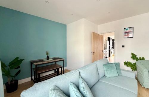 Brighton City Centre Apartment | Modern Apartment, Central Location - Perfect for Business, Leisure or Families
