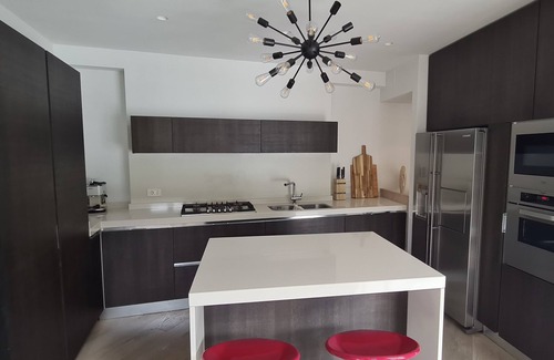 Sarnico Apartment | Modern apartment directly on the lakefront