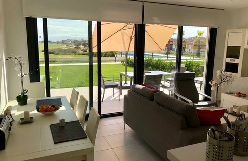 Torre-Pacheco Apartment | Modern Apartment with Fabulous Golf Course Views