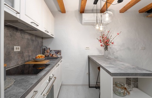 City Center Apartment | Modern apartment for 2 persons in the Porec old town , only 150m from the beach.