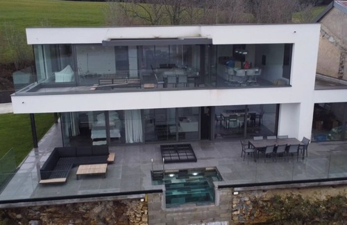 Grande-Riviere-Chateau Apartment | Modern apartment with lake view