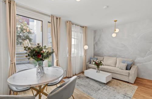 Donaustadt Apartment | Modern Apartment I Parking I Vienna