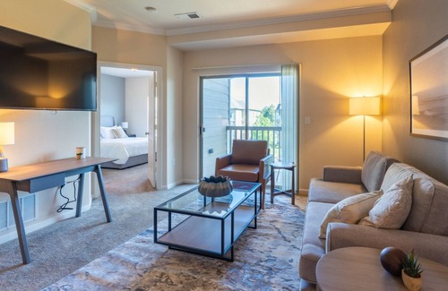 Fort Collins Apartment | Modern Apartment in Prime Location (ID4429X43)